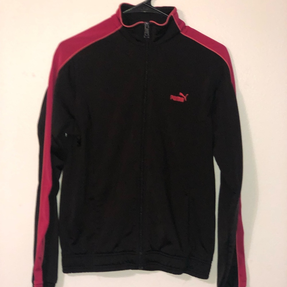 ⚜️WOMEN’S PUMA WORKOUT JACKET⚜️